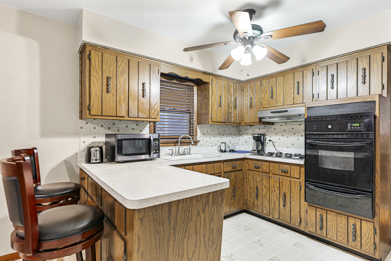590 Exchange Avenue Property Photo 6