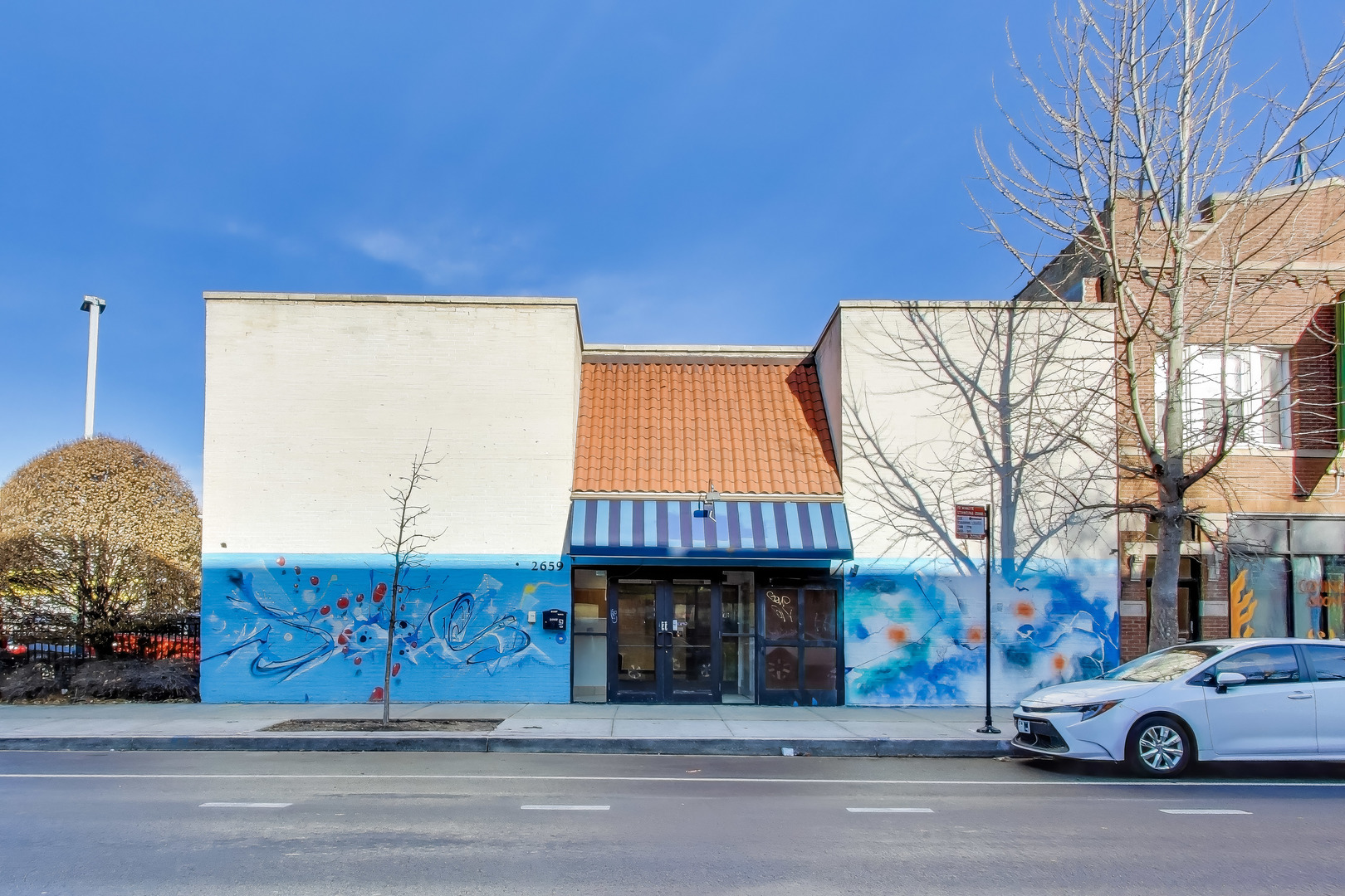2659 N Milwaukee Avenue Property Photo 1