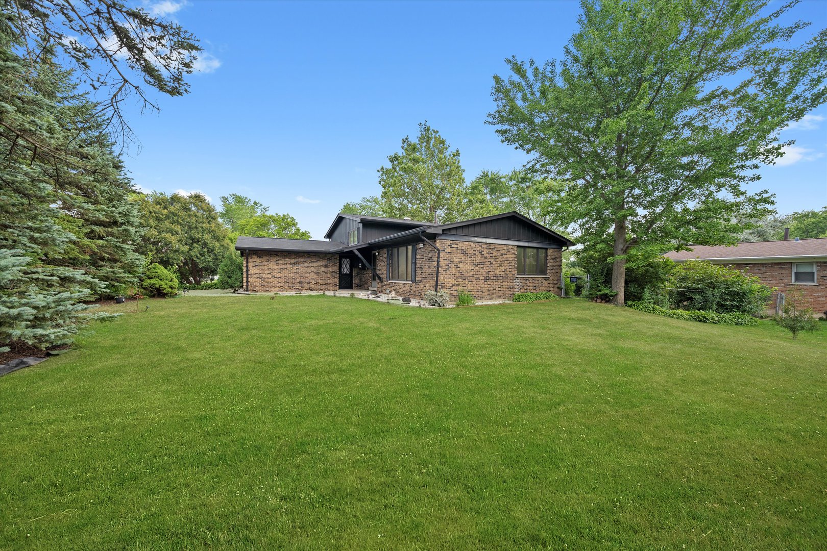 22434 Pleasant Drive Property Photo 45