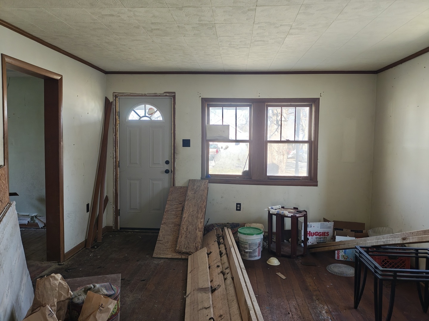 706 E 8th Street Property Photo 4
