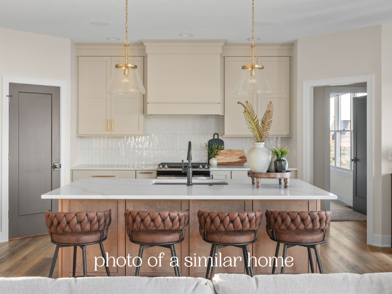 7105 Black Oak Drive Property Photo 4
