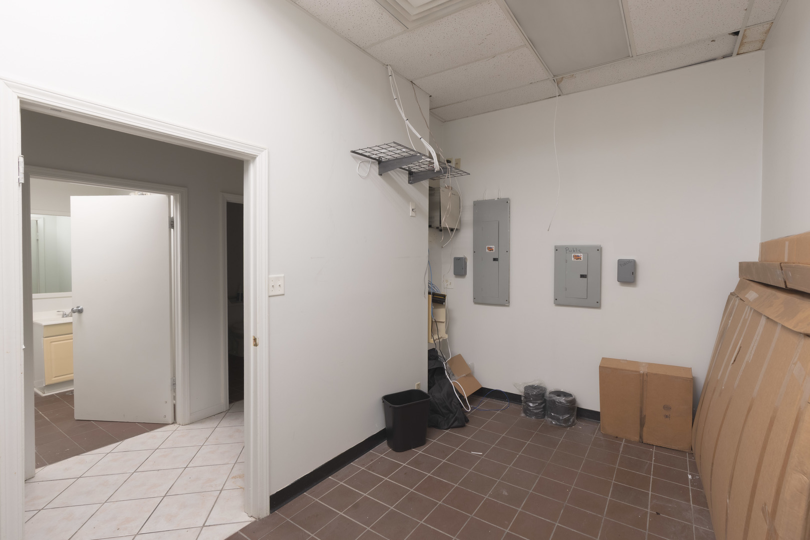 4128 N Milwaukee Avenue Property Photo 5
