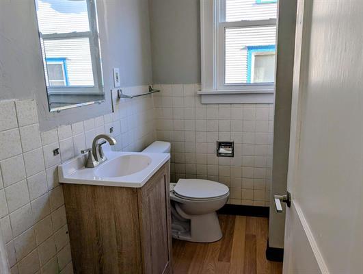 501 W 8th Street Property Photo 9