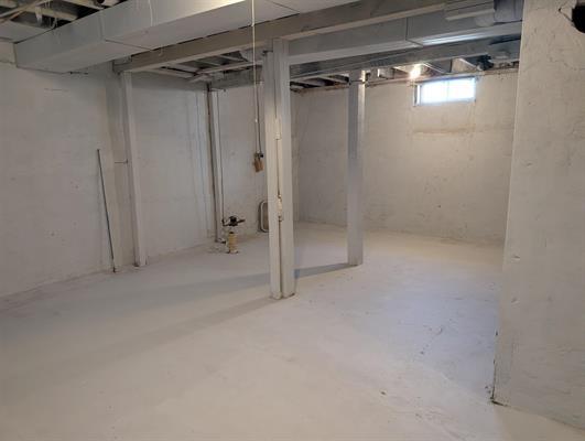 501 W 8th Street Property Photo 13