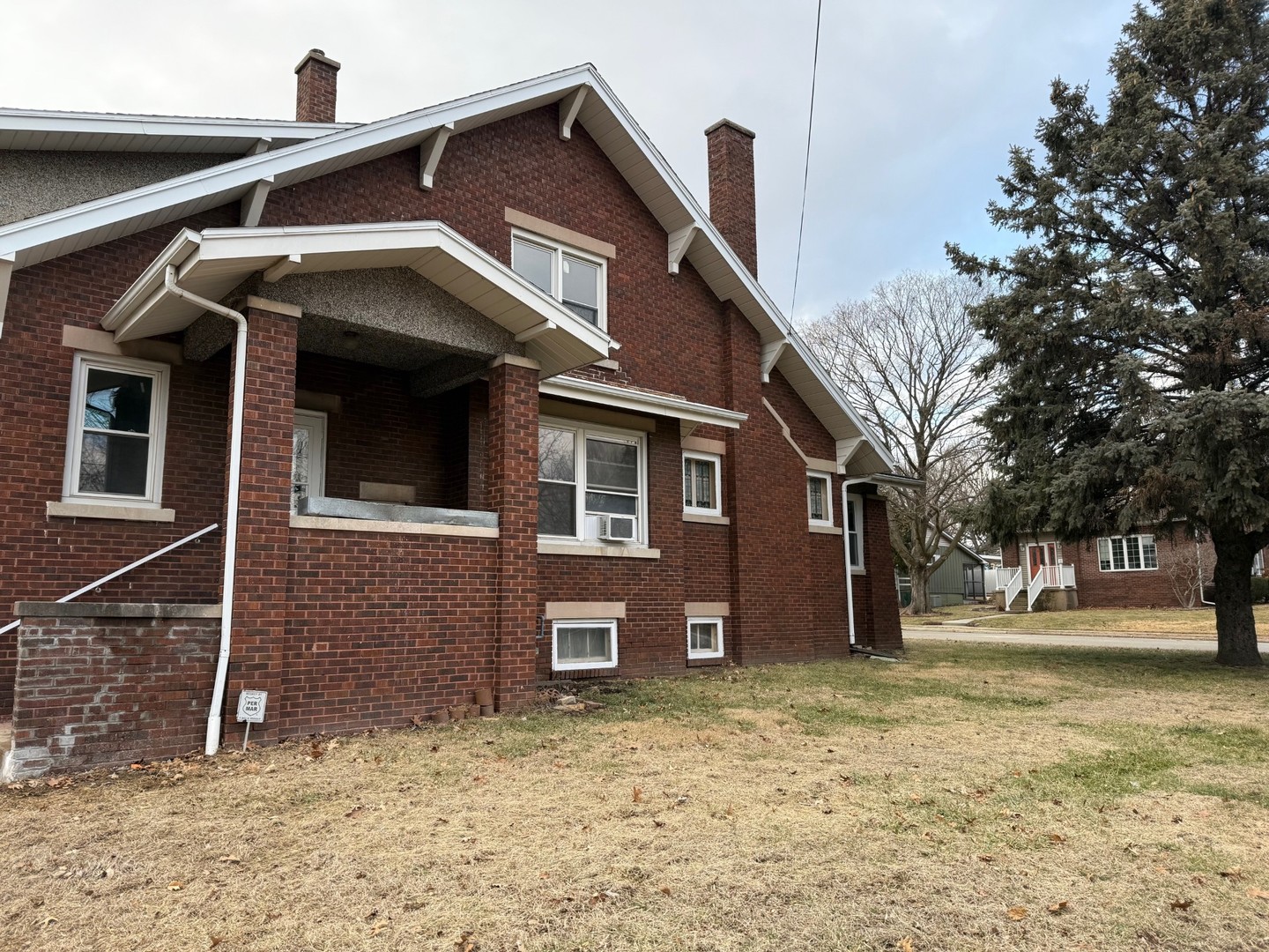 1204 6th Street Property Photo 2