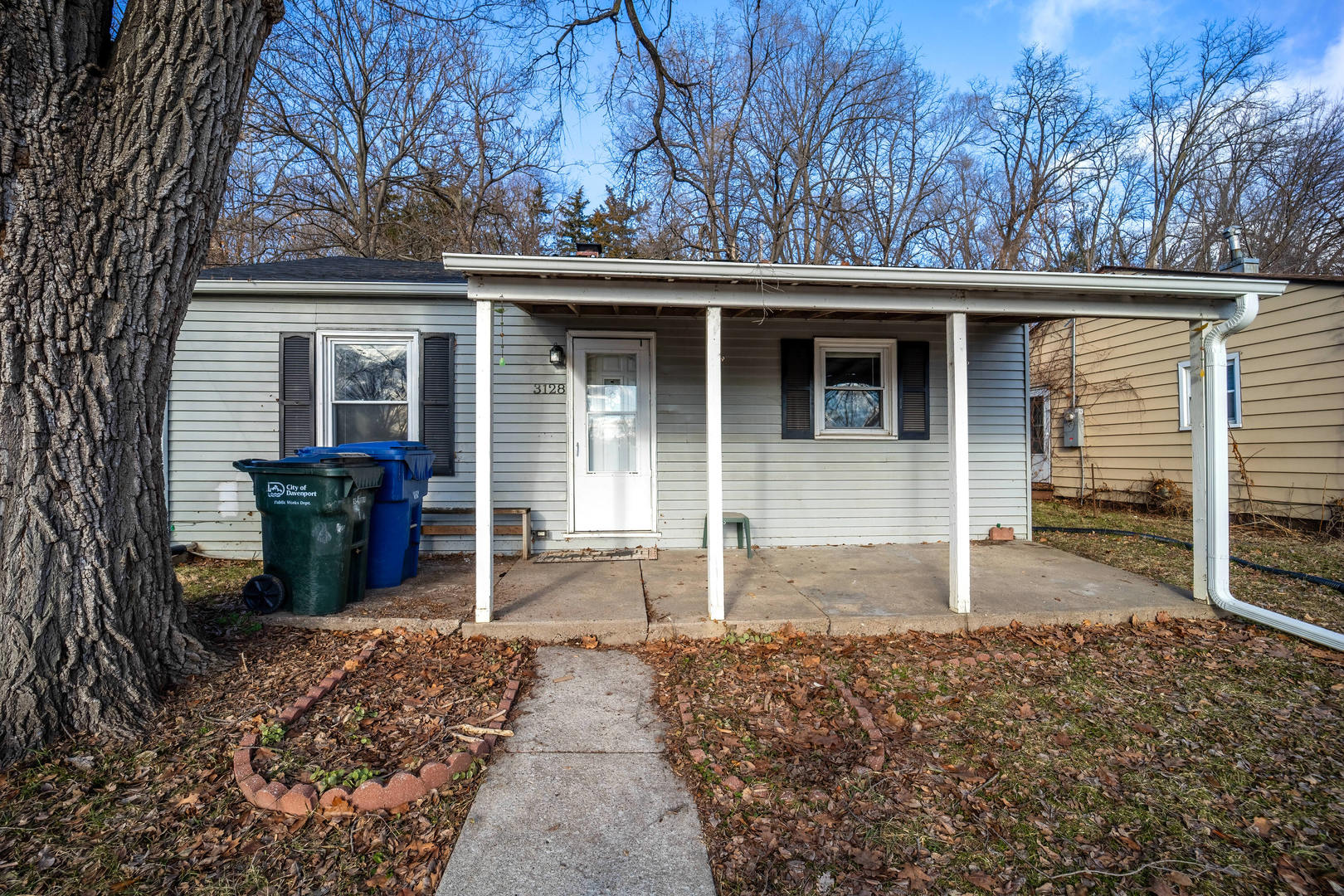 3128 Indian Road Property Photo 2