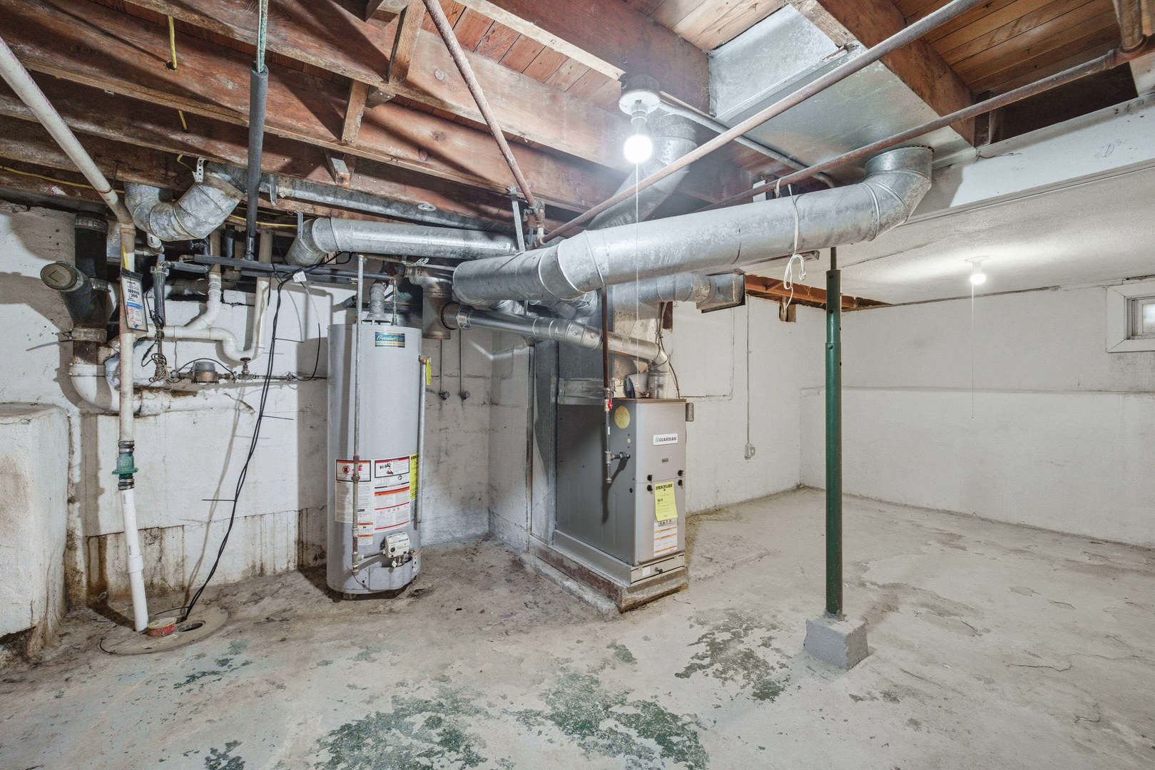 3128 Indian Road Property Photo 17