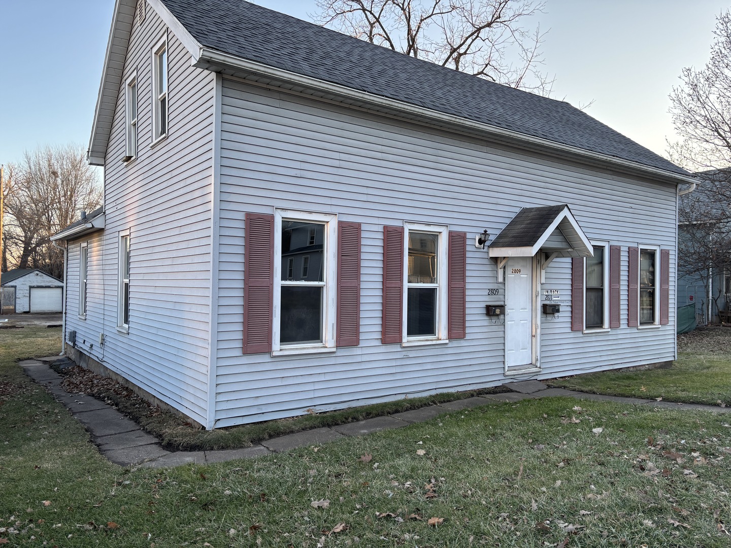 2809 Telegraph Road Property Photo 2