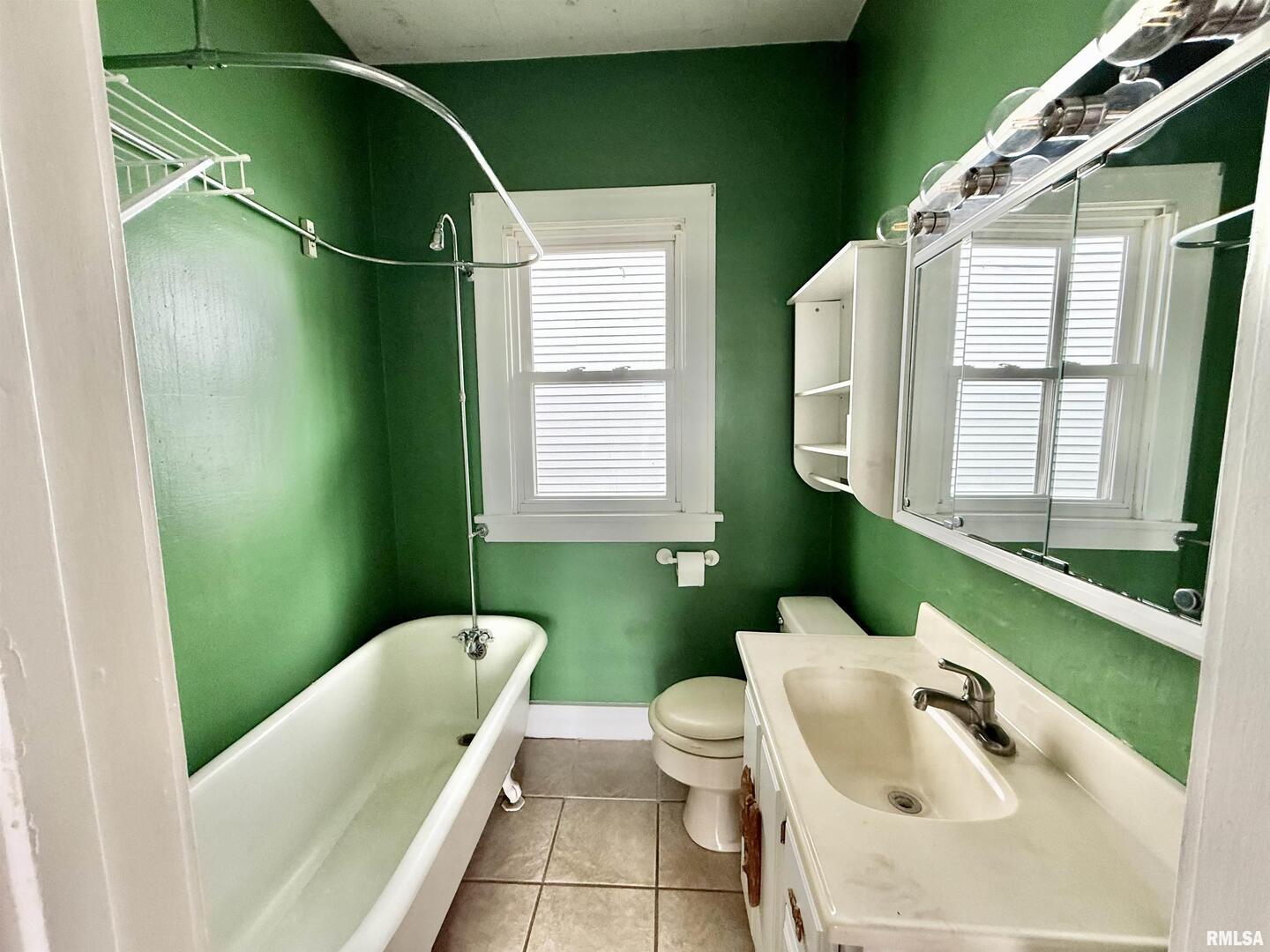 4529 11th Street Property Photo 9