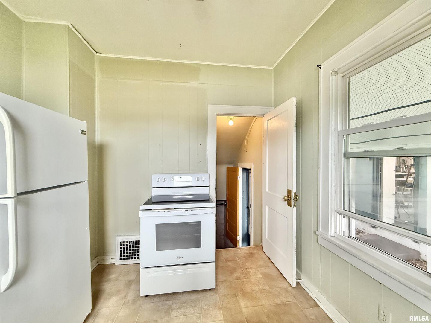 4529 11th Street Property Photo 15