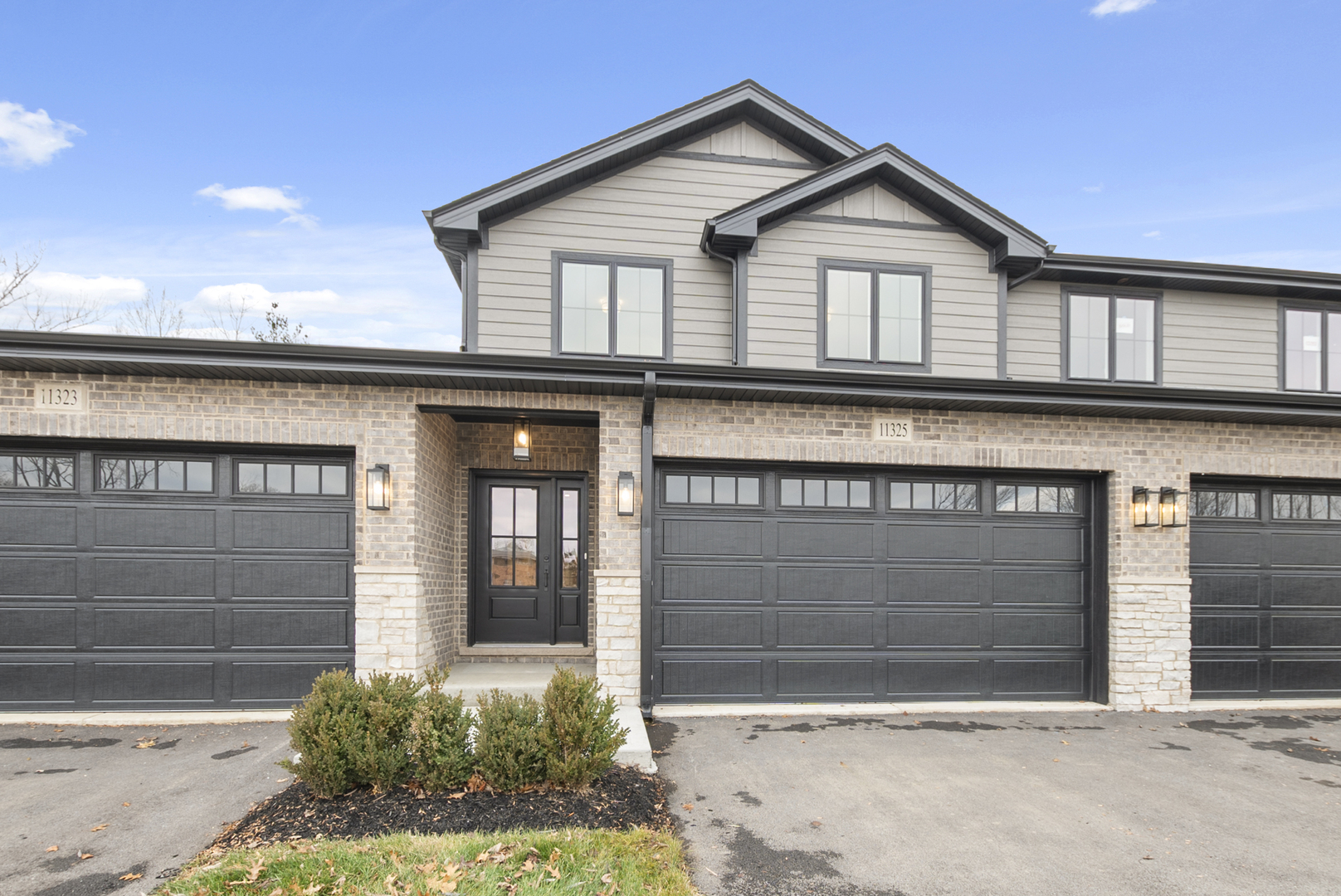 11329 1st Street Property Photo 1