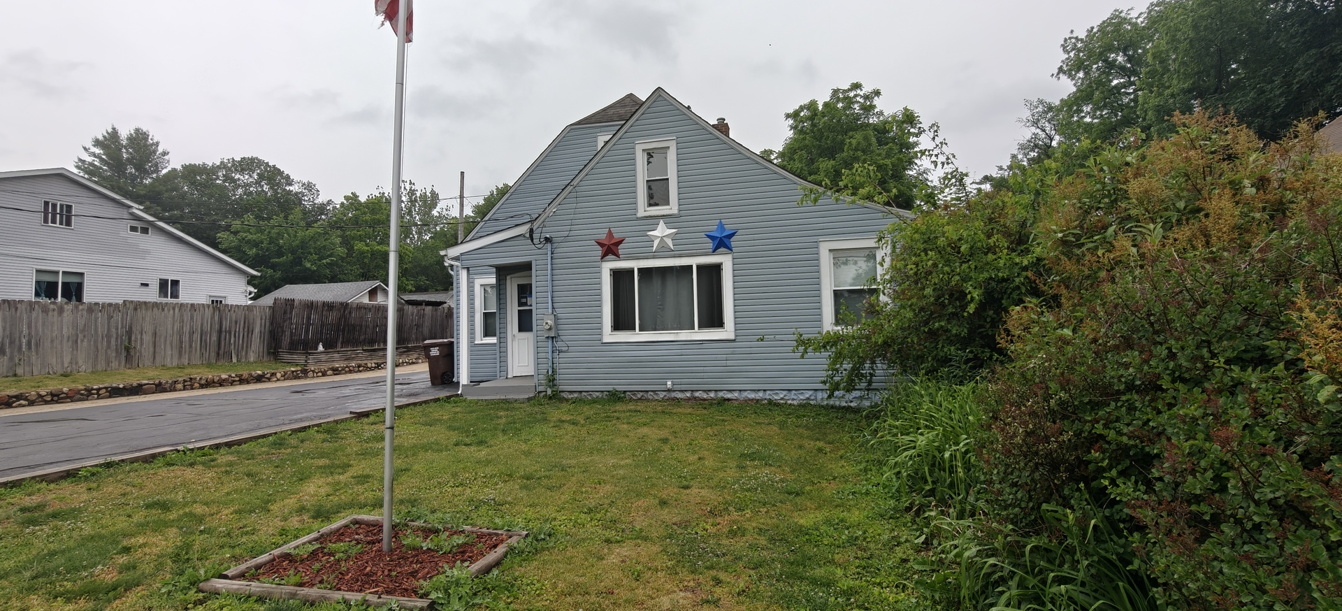 616 Daisyfield Road Property Photo 2