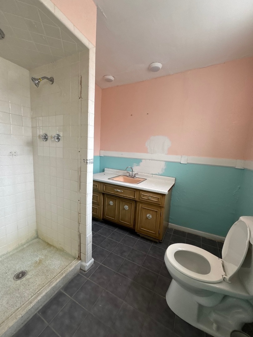 1717 Howard Street Property Photo 19