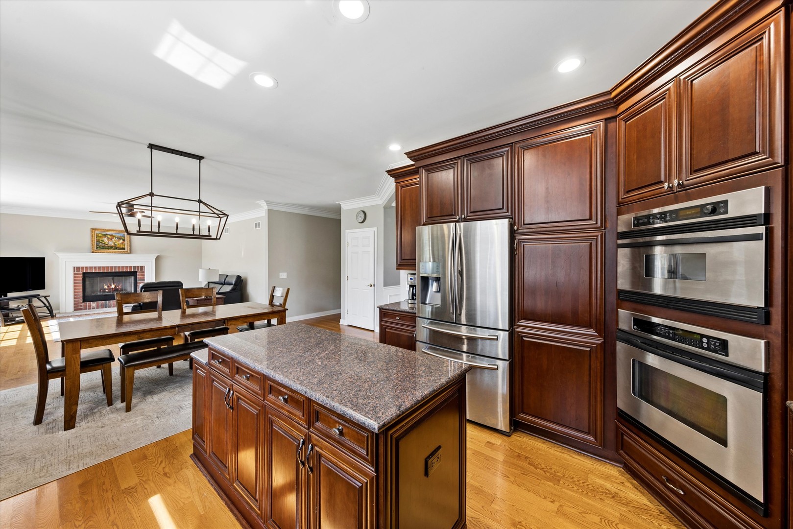 4632 Pershing Avenue Property Photo 6