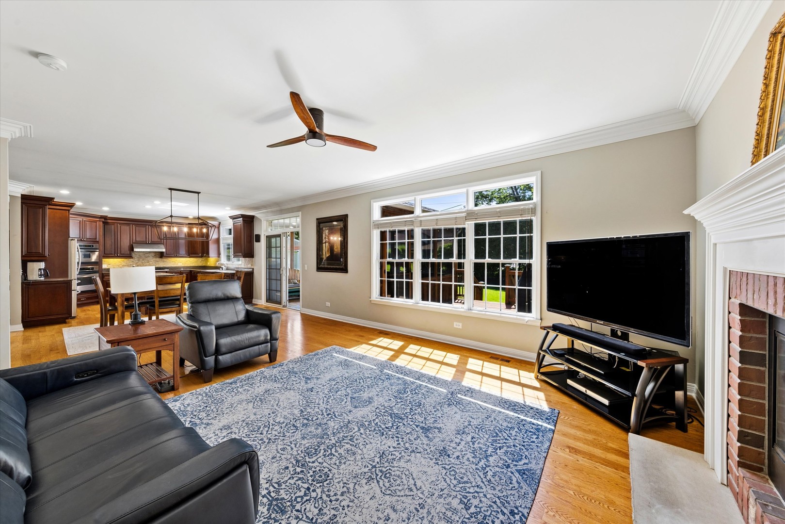 4632 Pershing Avenue Property Photo 7