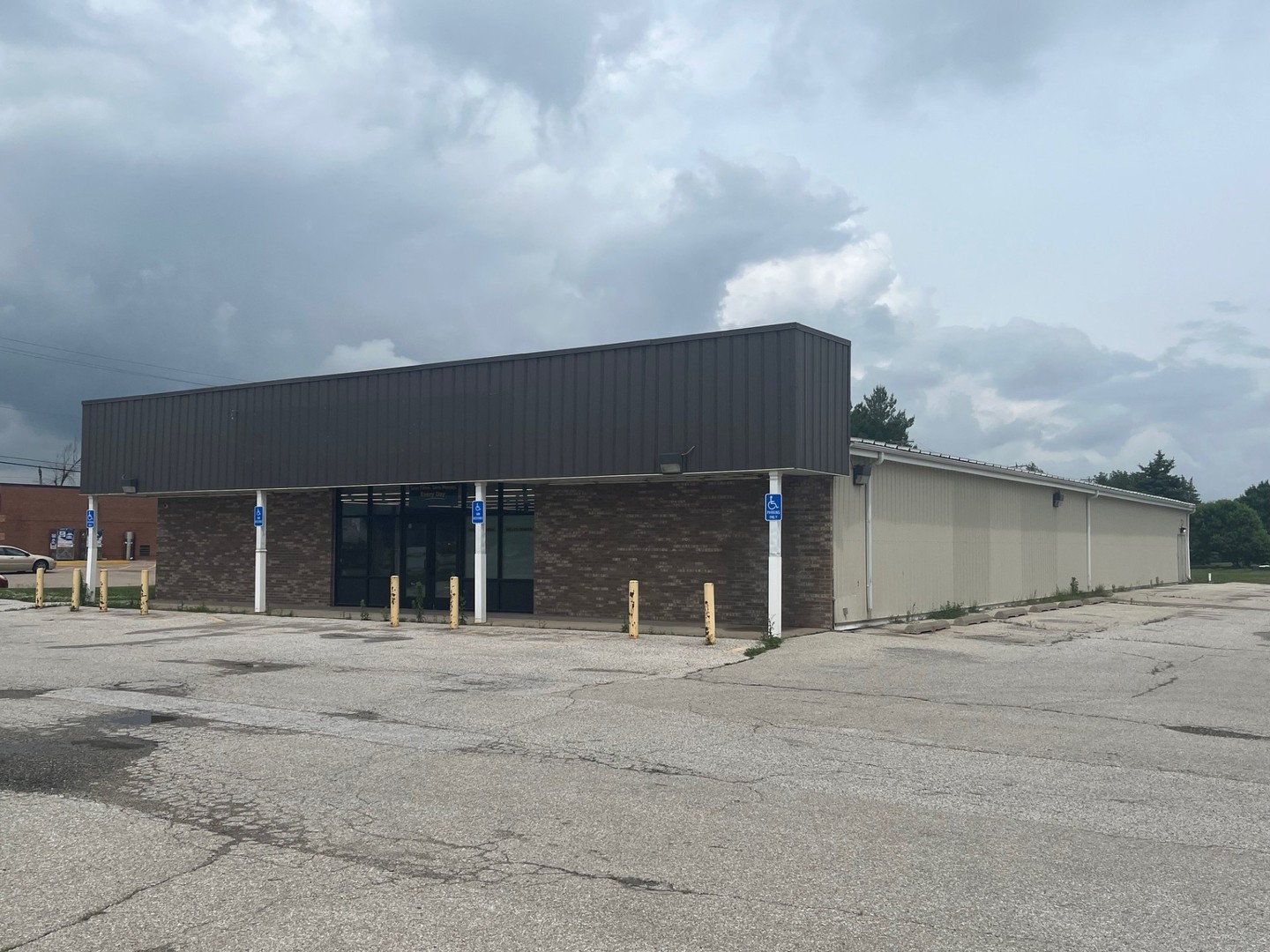 702 Us-61 Property Photo 1