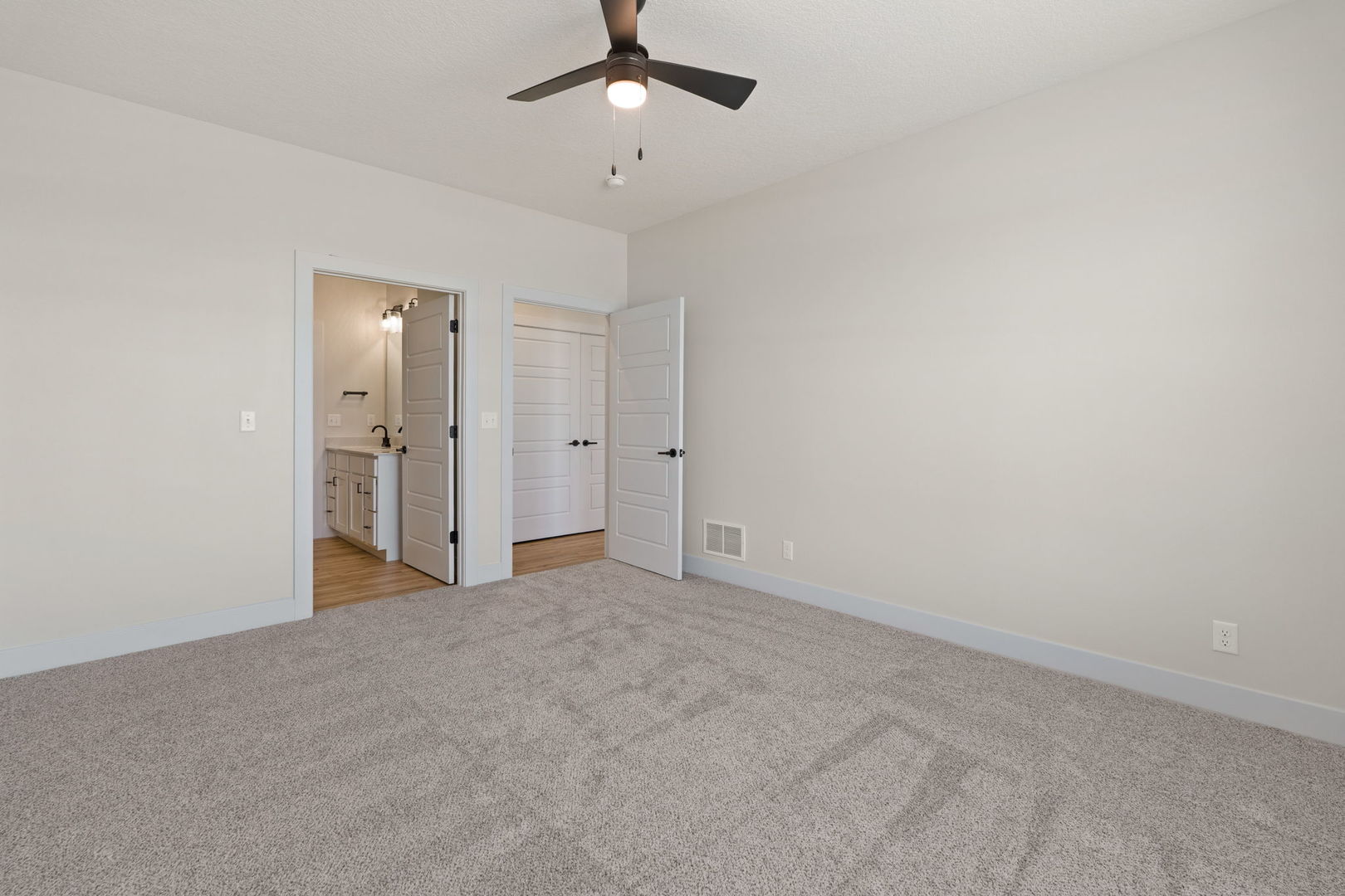 1 Frank Court Property Photo 18