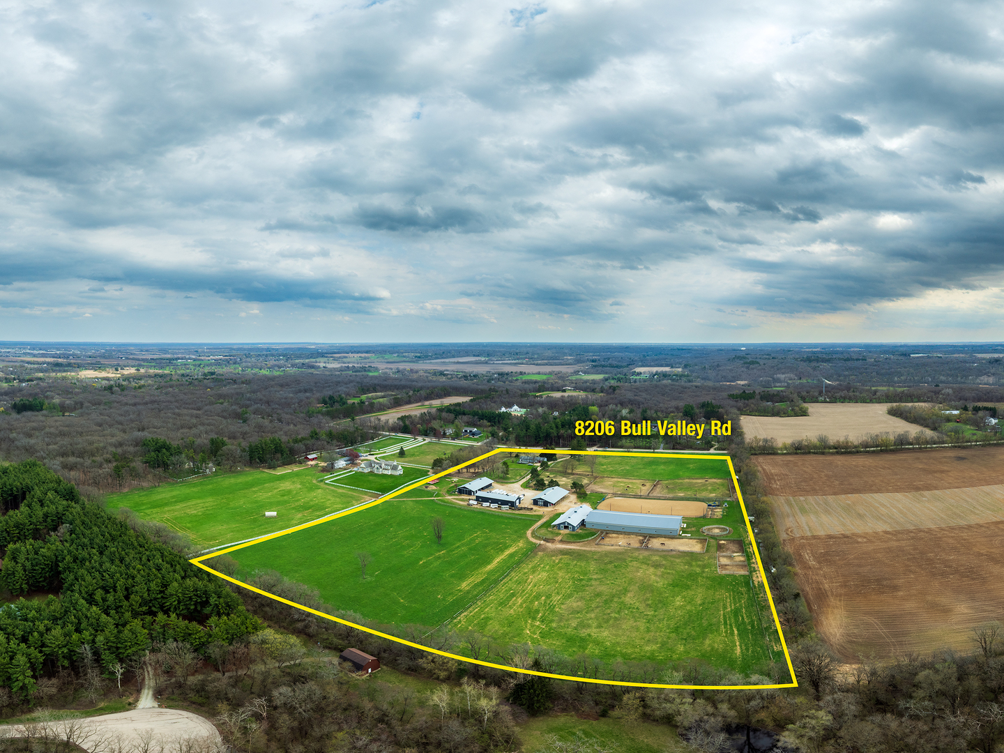 8206 Bull Valley Road Property Photo 4