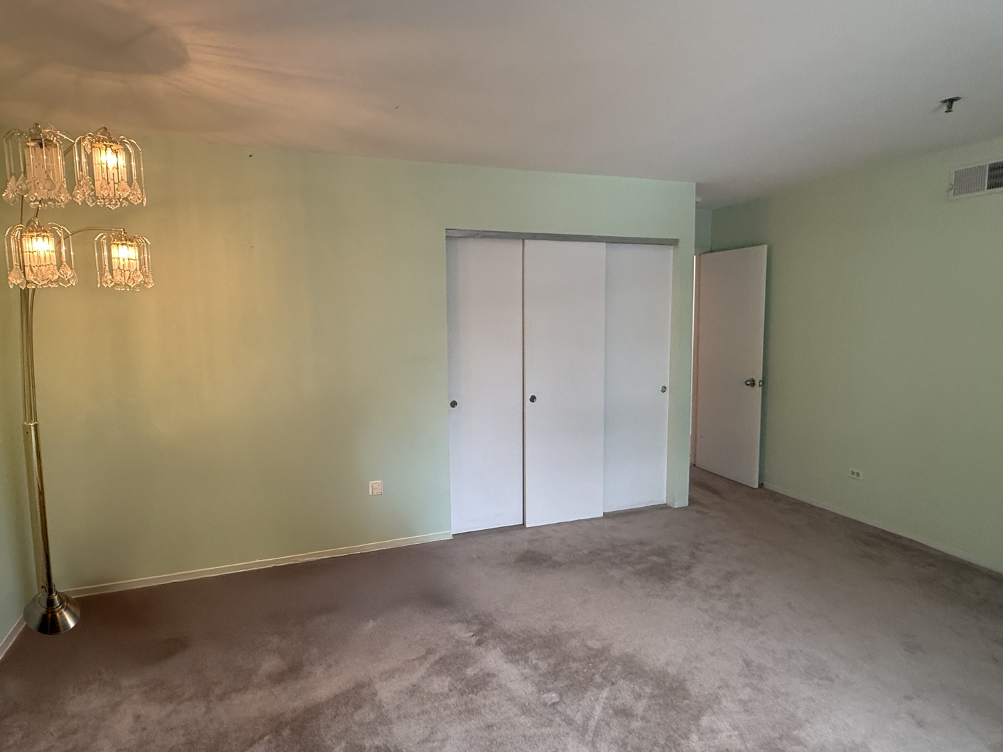3265 Kirchoff Road 116 Property Photo 7