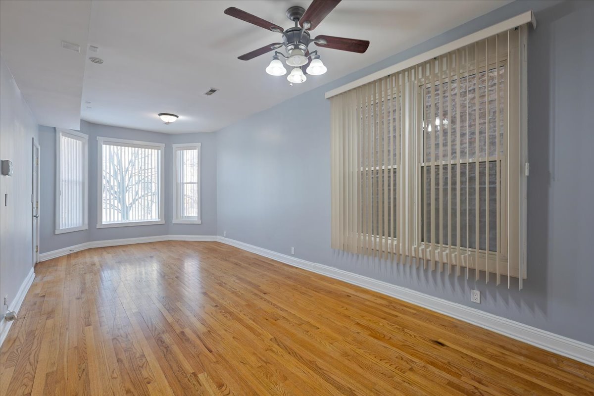 4211 W Gladys Avenue Property Photo 7