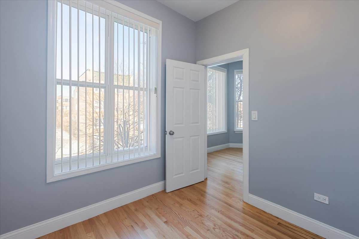 4211 W Gladys Avenue Property Photo 21