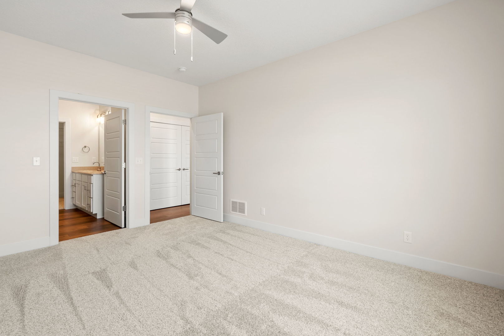 5 Frank Court Property Photo 20