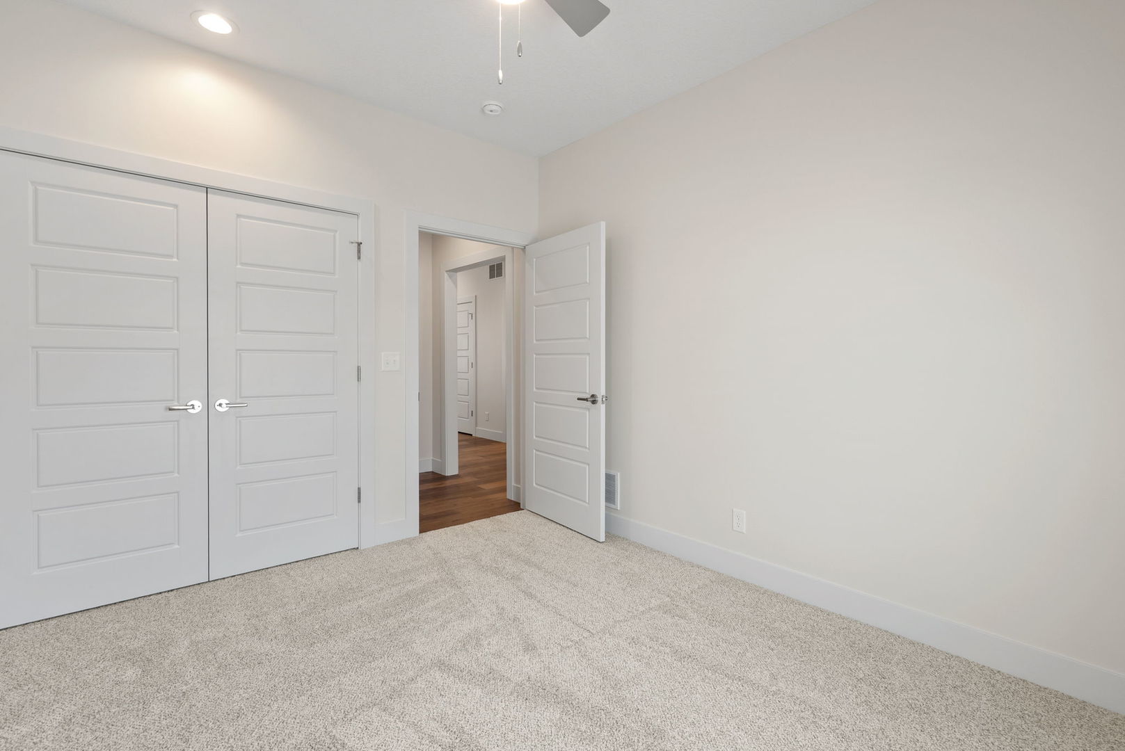 5 Frank Court Property Photo 28
