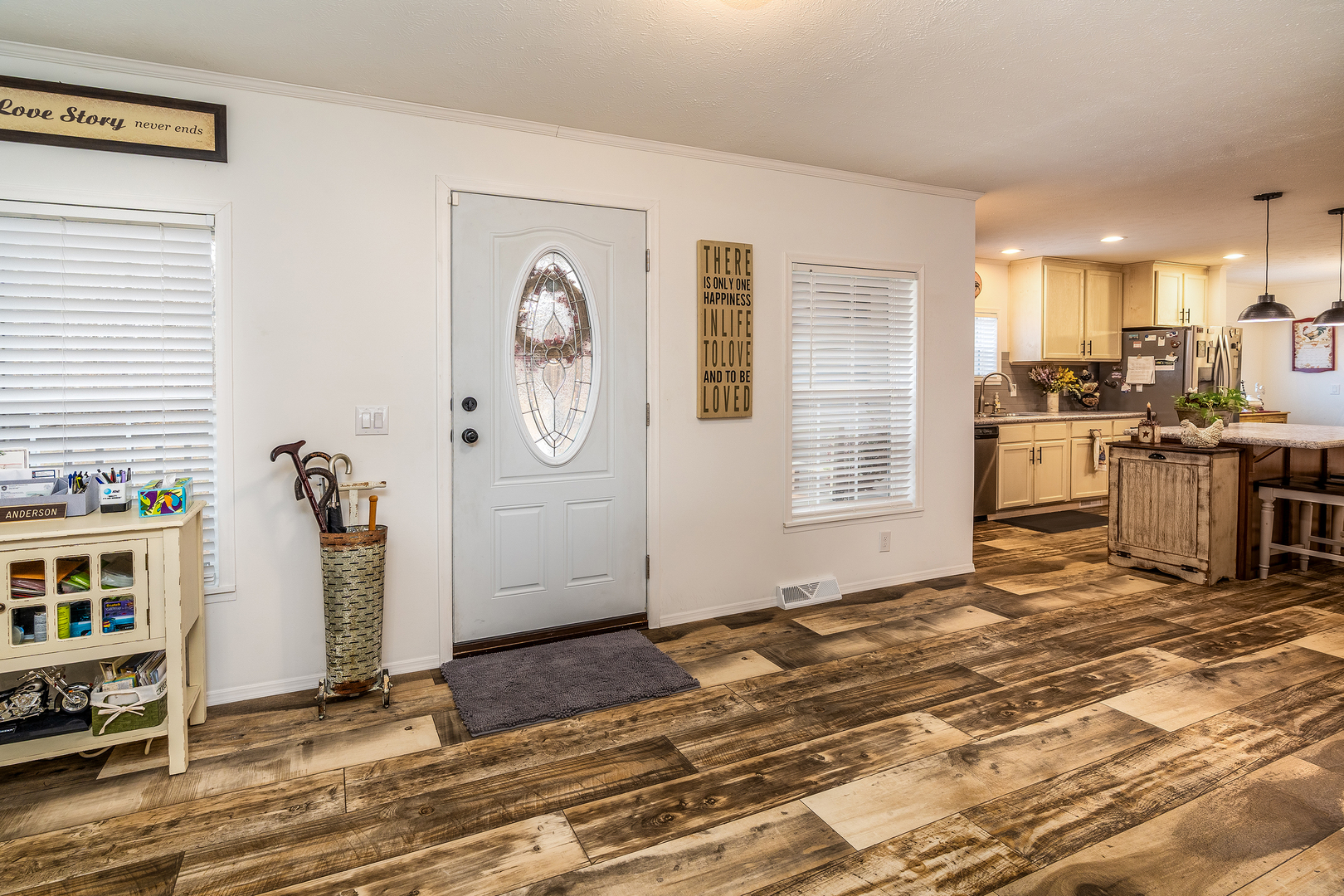 13310 E Idlewood Road Property Photo 4
