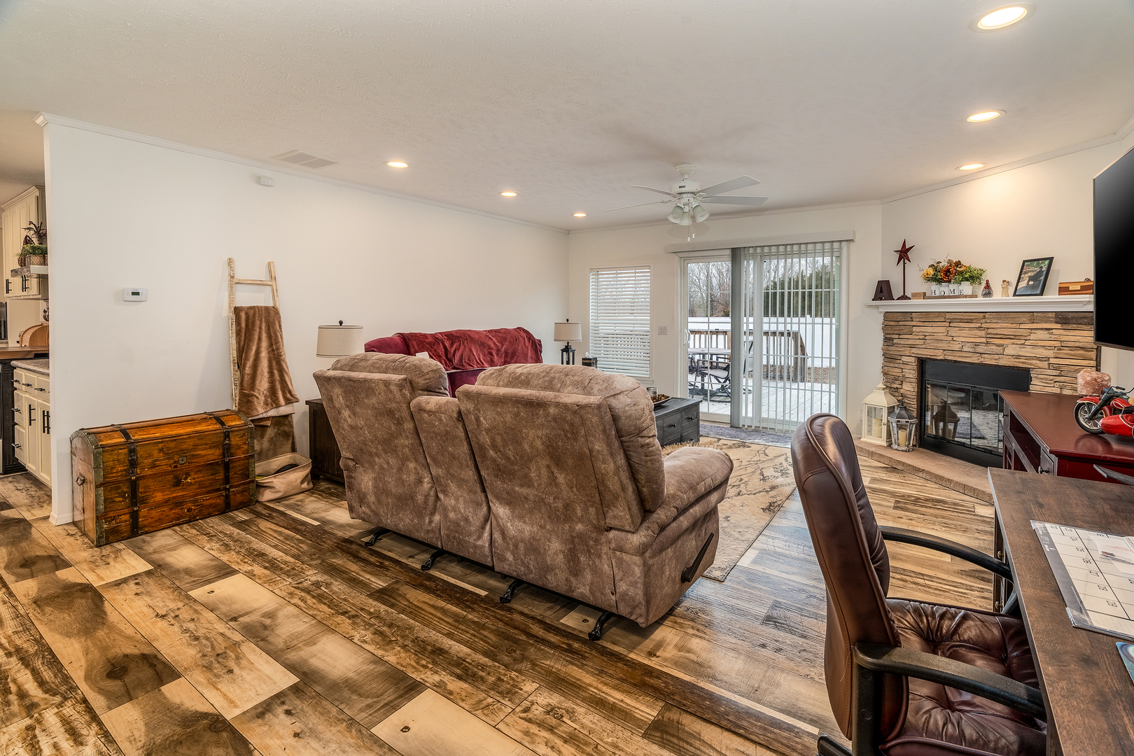 13310 E Idlewood Road Property Photo 5