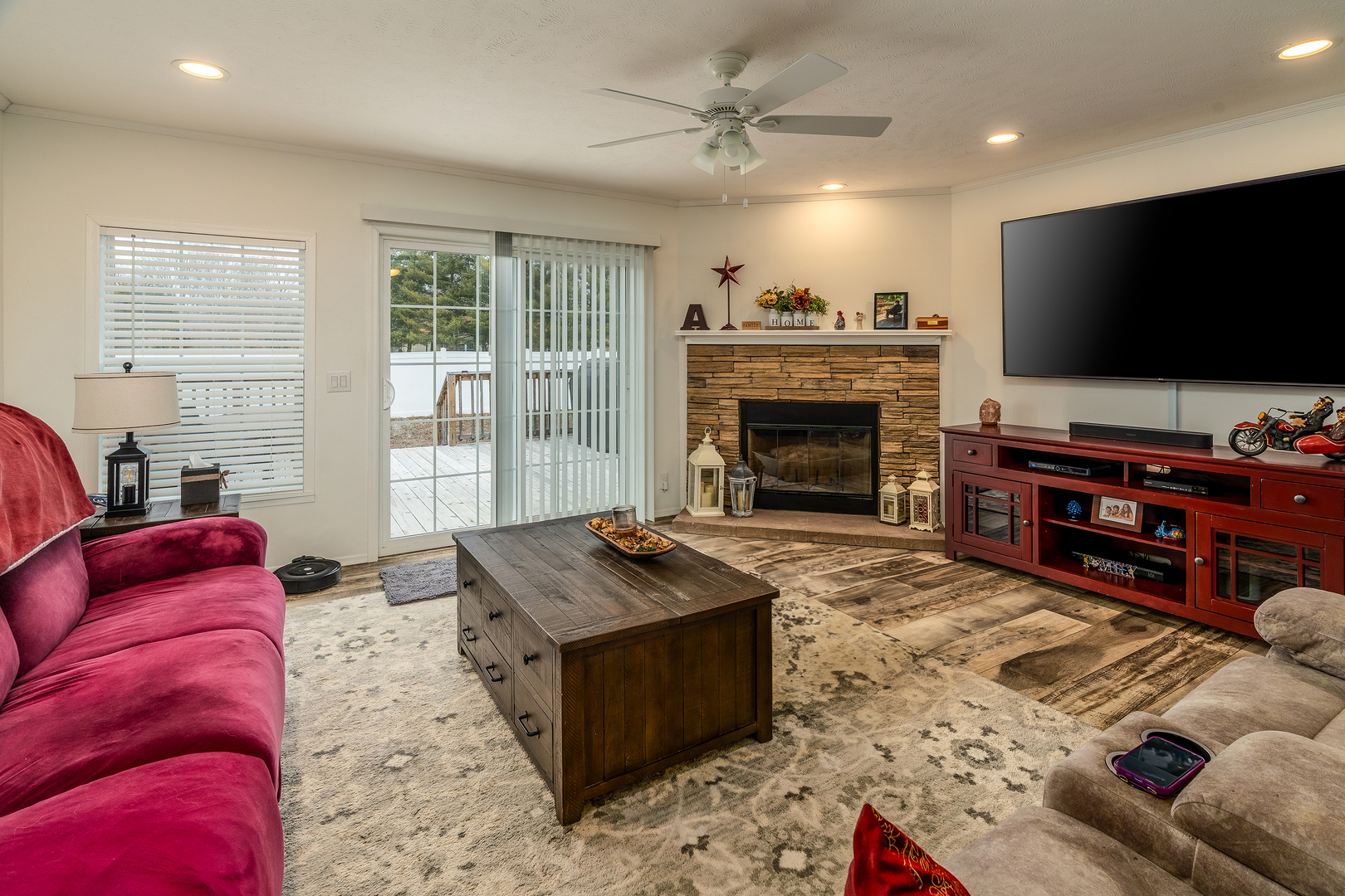 13310 E Idlewood Road Property Photo 6
