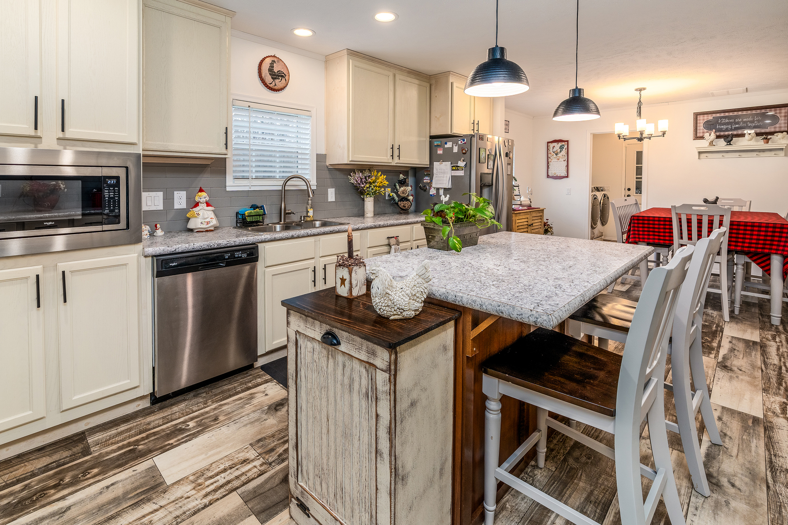 13310 E Idlewood Road Property Photo 9