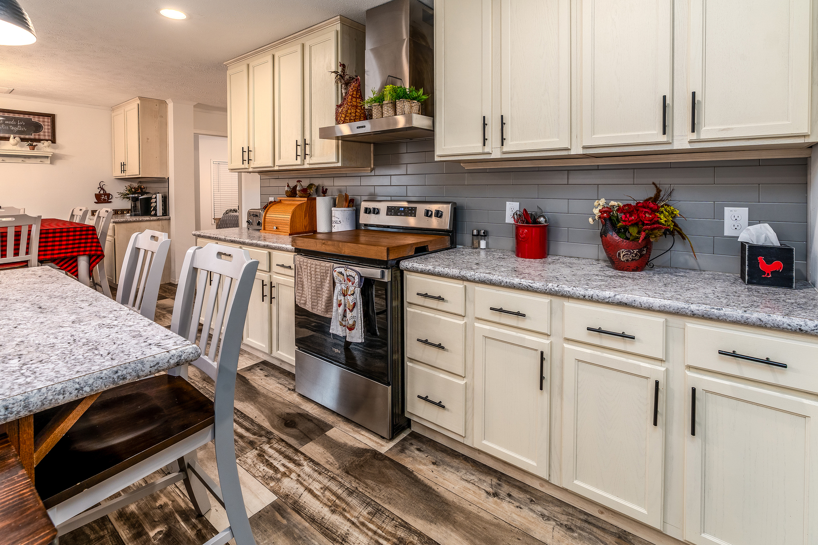13310 E Idlewood Road Property Photo 10
