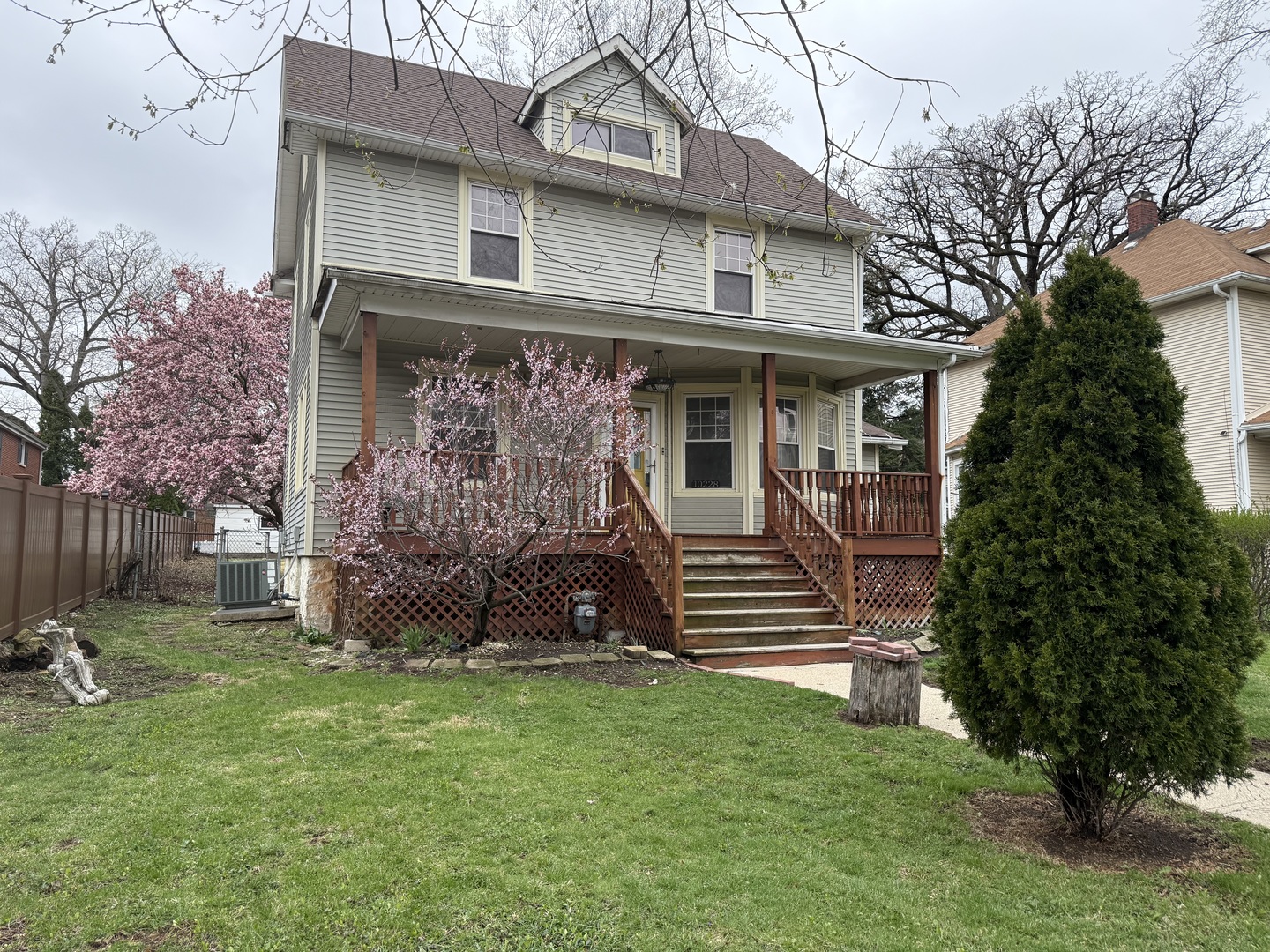10228 S Prospect Avenue Property Photo 3