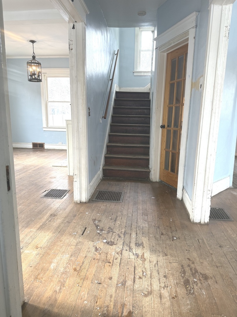 10228 S Prospect Avenue Property Photo 5