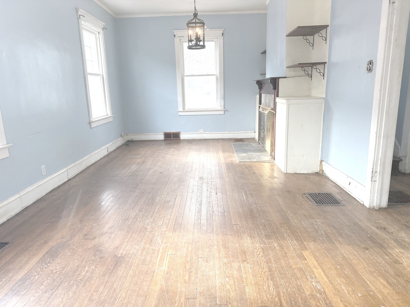 10228 S Prospect Avenue Property Photo 6