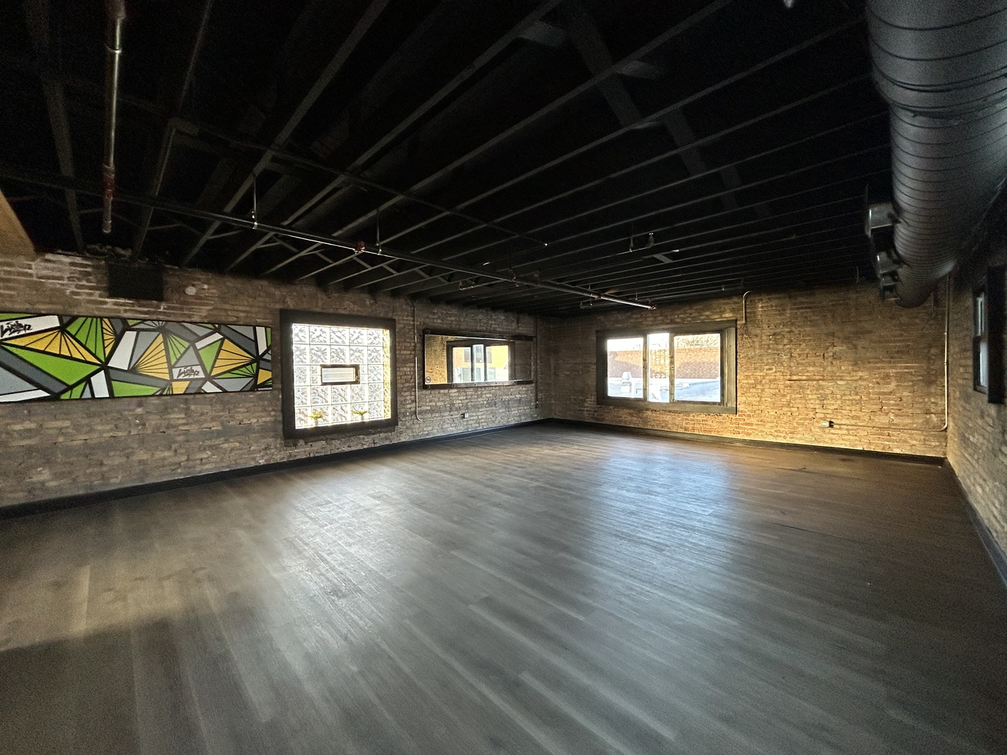 187 N York Street Property Photo 1
