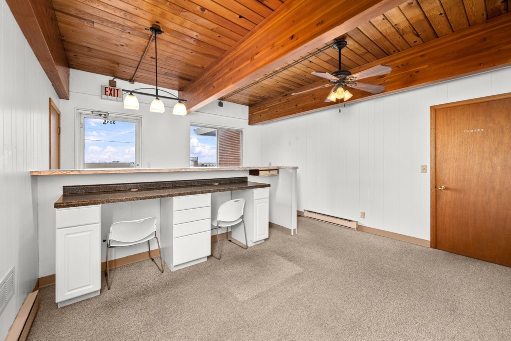 102 Townsedge Road 201 Property Photo 5