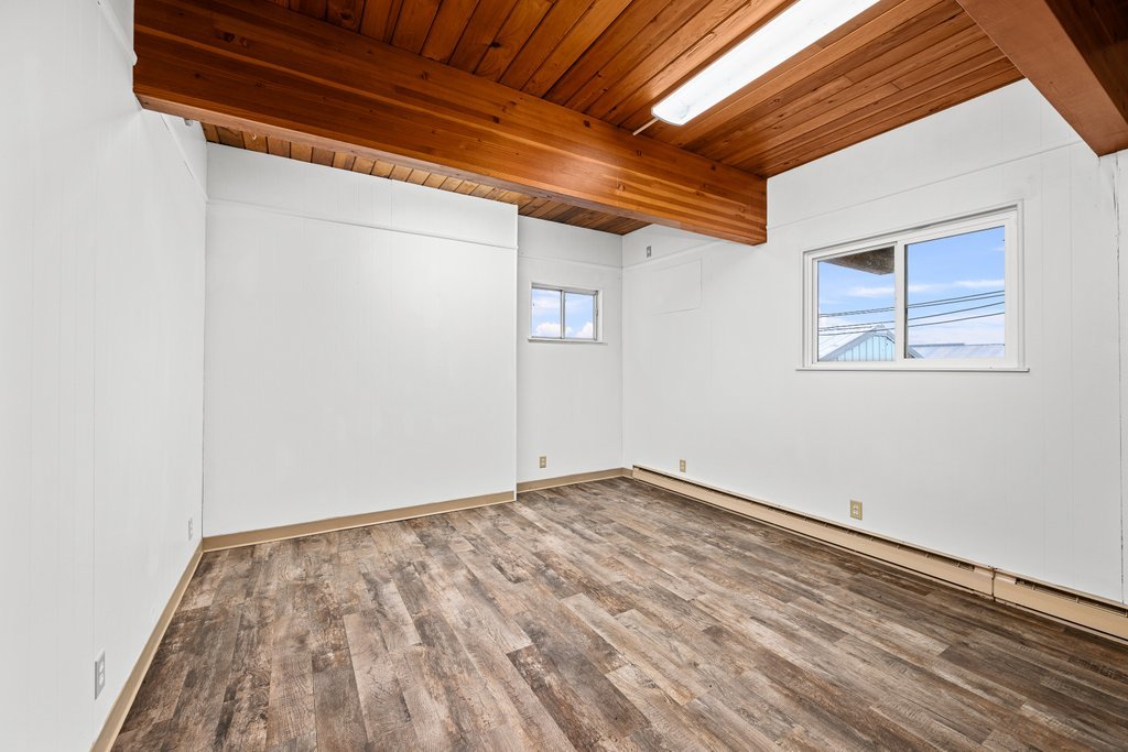 102 Townsedge Road 201 Property Photo 6