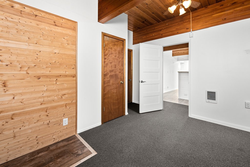102 Townsedge Road 201 Property Photo 14