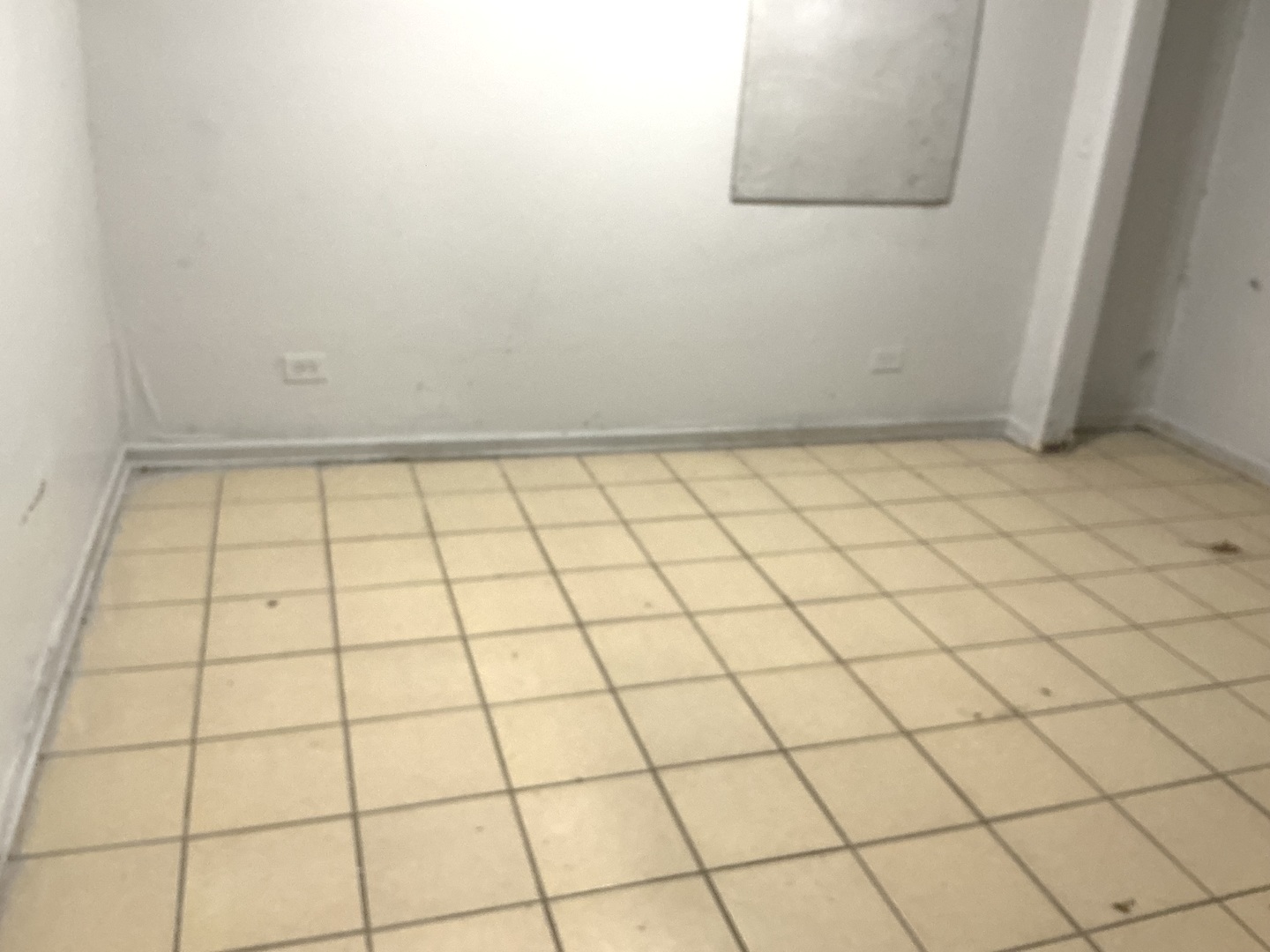 6741-43 S Eberhart Avenue Property Photo 10