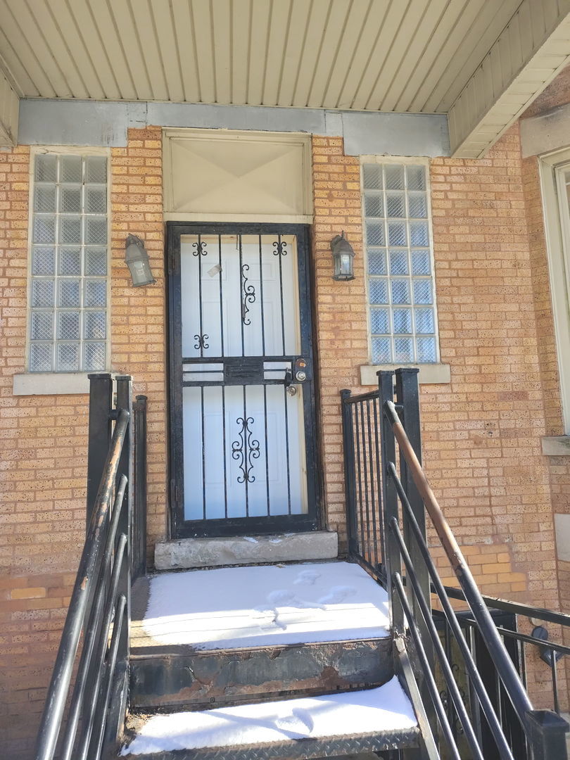 6741-43 S Eberhart Avenue Property Photo 12