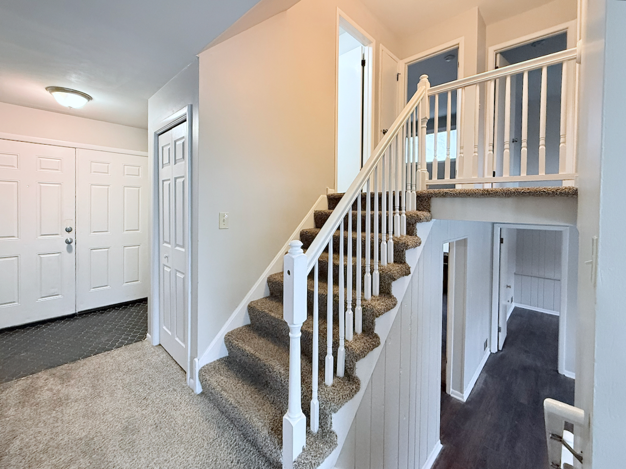 15613 Calumet Drive Property Photo 10