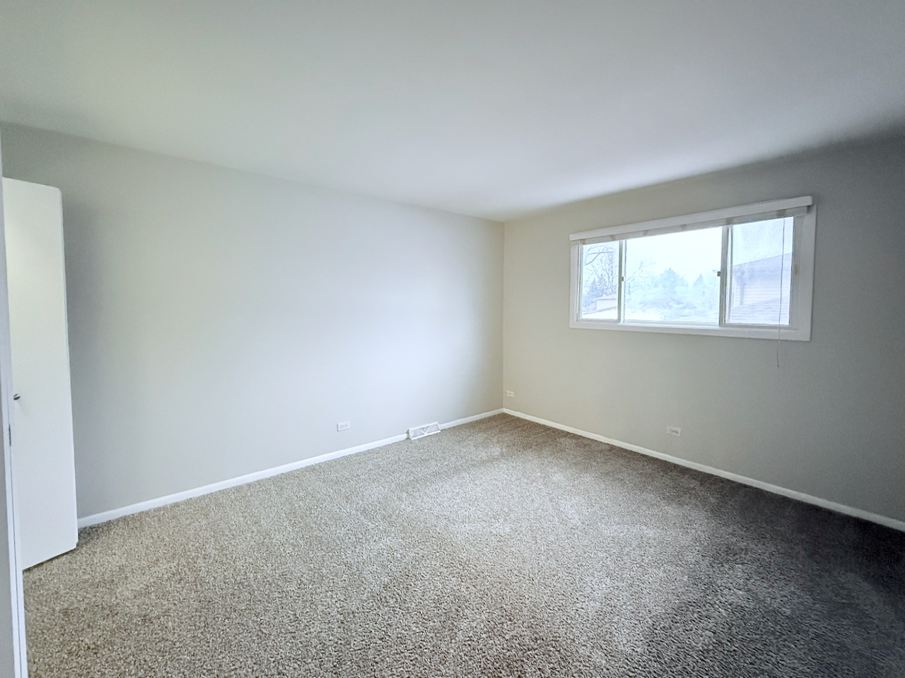 15613 Calumet Drive Property Photo 12