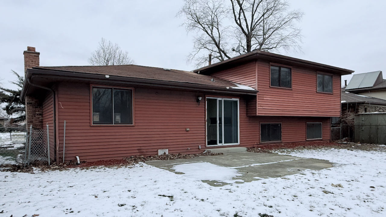 15613 Calumet Drive Property Photo 33