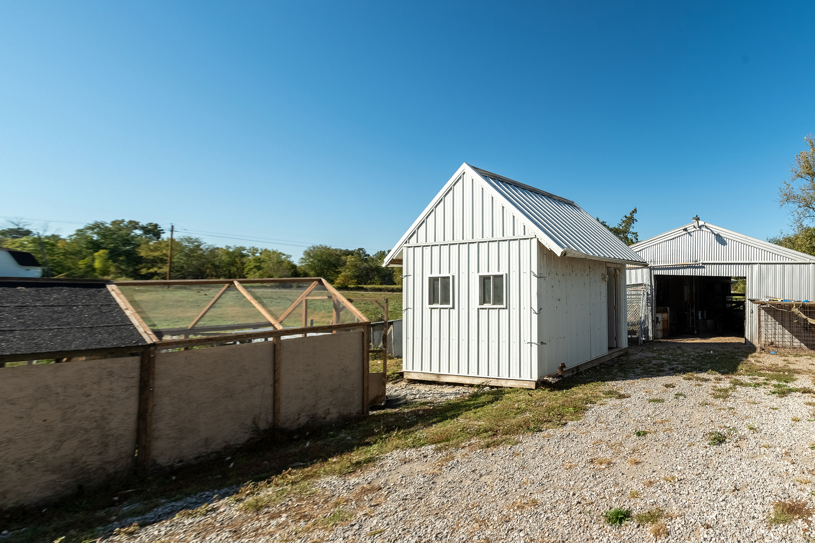 104 E Boundary Road Property Photo 20