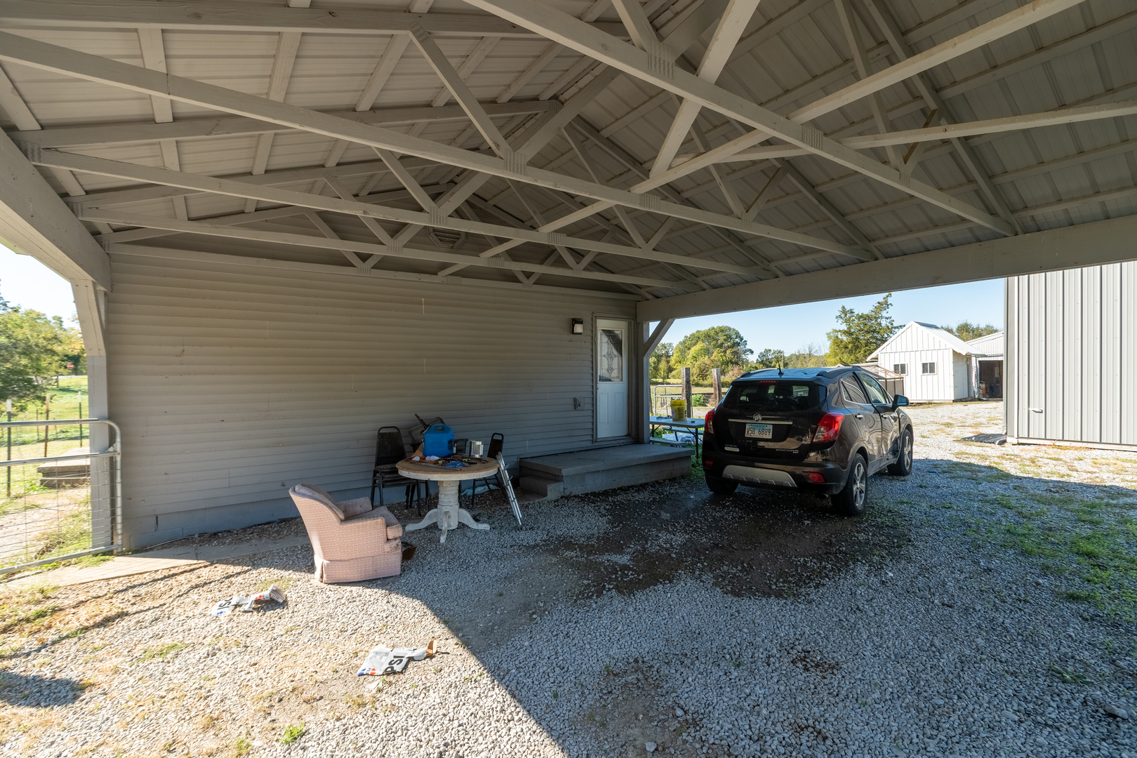 104 E Boundary Road Property Photo 24