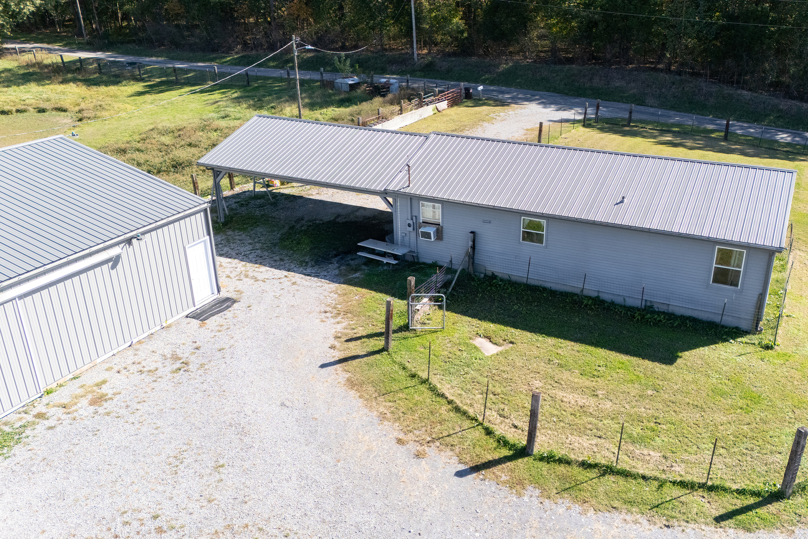 104 E Boundary Road Property Photo 27