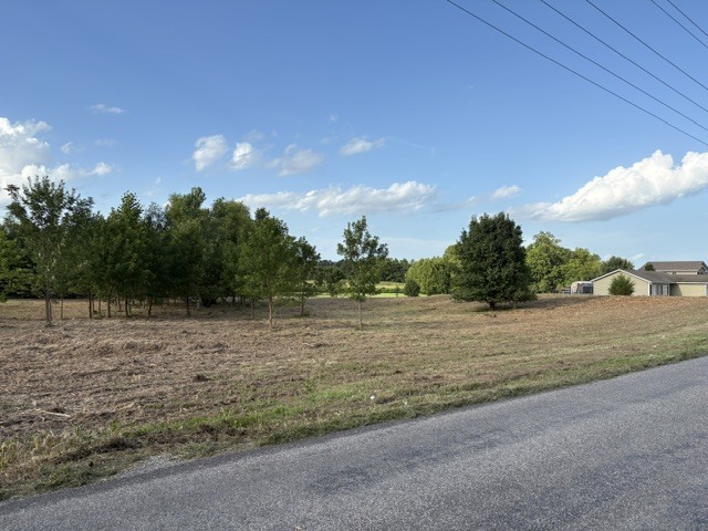 000 Lavern Road Property Photo 1