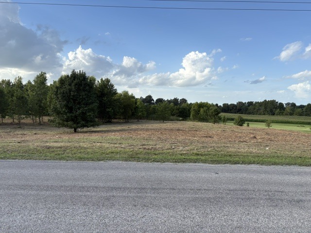 000 Lavern Road Property Photo 3