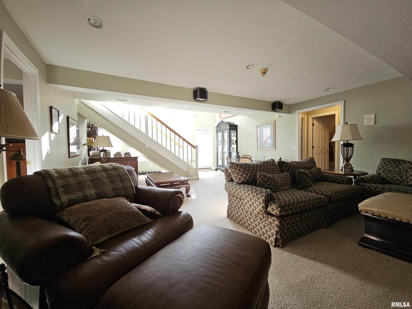 3525 Oxford Avenue Property Photo 17